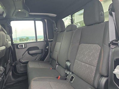 2025 Jeep Gladiator Mojave 4x4