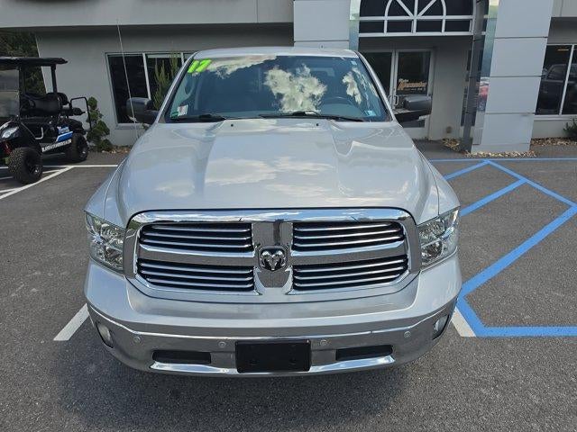 2017 RAM 1500 Lone Star 4x4 Crew Cab 5'7" Box