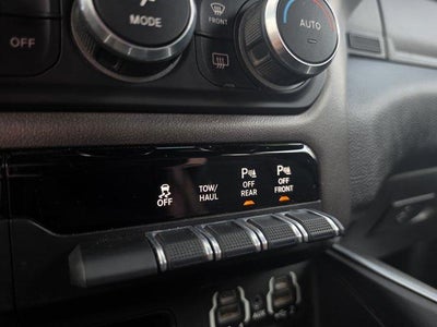 2021 RAM 1500 Big Horn 4x4 Crew Cab 6'4" Box