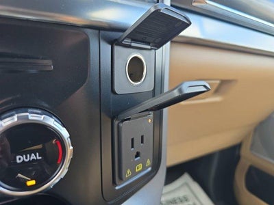 2023 Ford F-150 LARIAT 4WD SuperCrew 5.5' Box