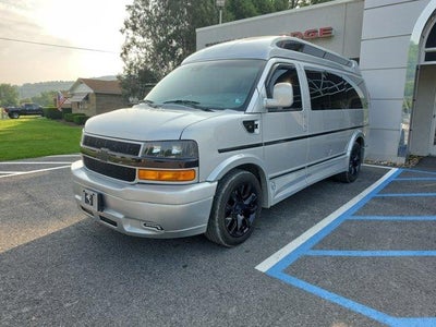 2021 Chevrolet Express Passenger 2500 Regular Wheelbase Rear-Wheel Drive 1LS