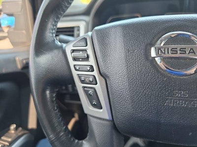 2017 Nissan Titan 4x4 Crew Cab SL