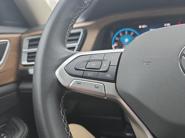 2025 Volkswagen Atlas 2.0T SE w/Technology 4MOTION