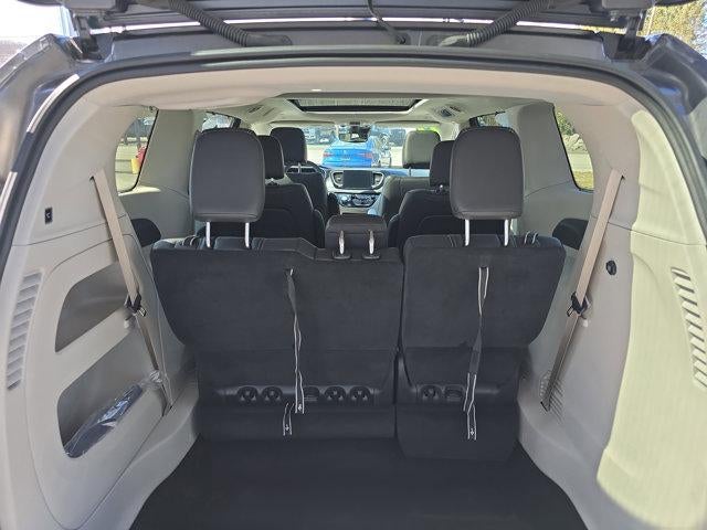 2022 Chrysler Pacifica Touring L AWD