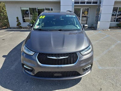 2022 Chrysler Pacifica Touring L AWD