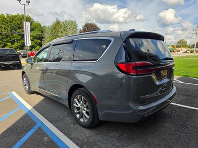 2021 Chrysler Pacifica Touring L AWD