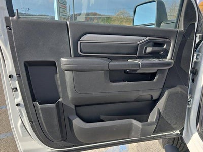 2024 RAM 3500 Tradesman 4x4 Reg Cab 8' Box