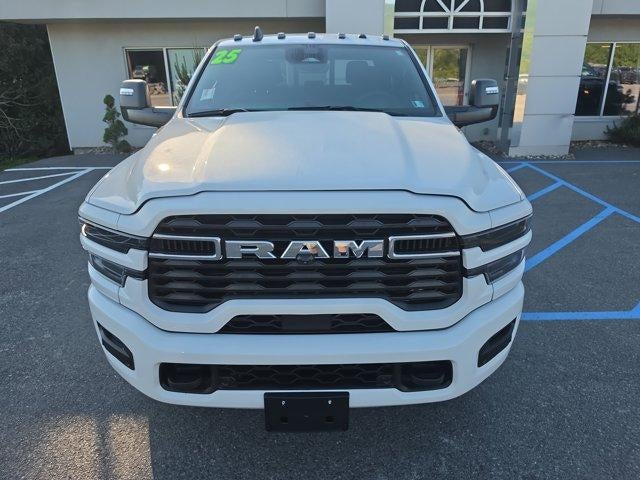 2025 RAM 3500 Big Horn 4x4 Crew Cab 8' Box