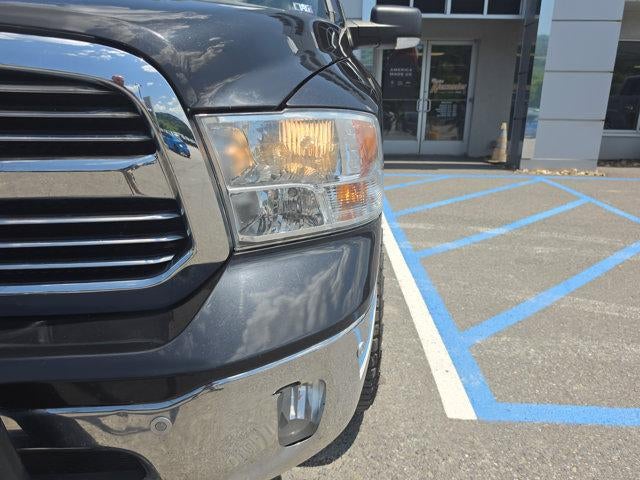 2017 RAM 1500 Big Horn 4x4 Crew Cab 5'7" Box