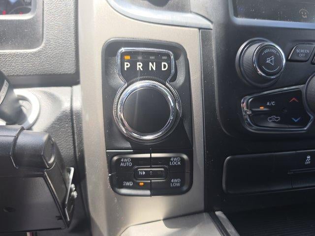 2017 RAM 1500 Big Horn 4x4 Crew Cab 5'7" Box