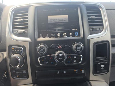 2017 RAM 1500 Big Horn 4x4 Crew Cab 5'7" Box