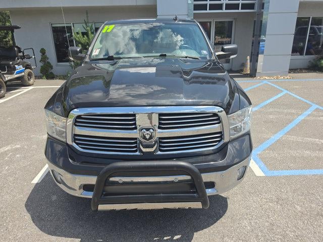 2017 RAM 1500 Big Horn 4x4 Crew Cab 5'7" Box