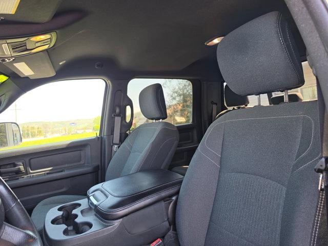 2021 RAM 2500 Tradesman 4x4 Crew Cab 6'4" Box