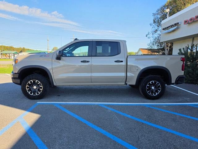 2022 Chevrolet Silverado 1500 Crew Cab Short Box 4-Wheel Drive ZR2