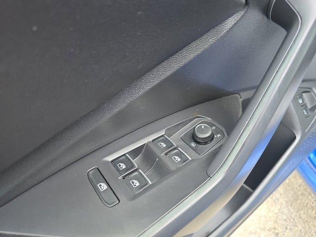 2022 Volkswagen Jetta SE Auto