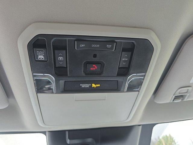 2022 Toyota Tundra 4WD 4WD Limited CrewMax 5.5' Bed (Natl)