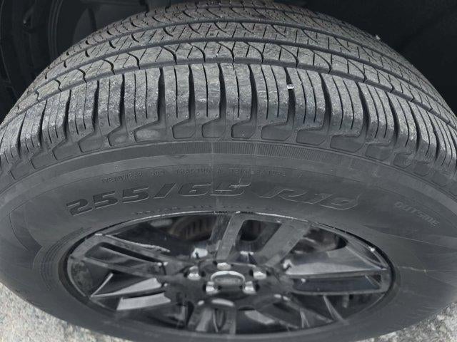 2025 Land Rover Defender 110 P300 S