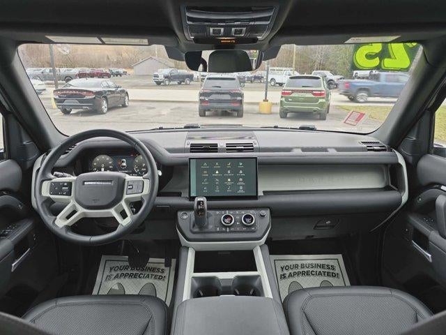 2025 Land Rover Defender 110 P300 S