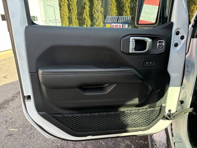 2022 Jeep Wrangler Unlimited Sahara 4x4