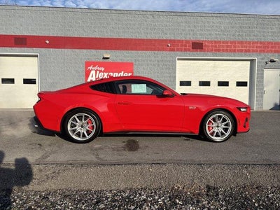2024 Ford Mustang GT Premium Fastback
