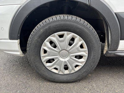 2022 Ford Transit Passenger Wagon T-350 148" Low Roof XLT RWD