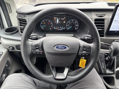 2022 Ford Transit Passenger Wagon T-350 148" Low Roof XLT RWD