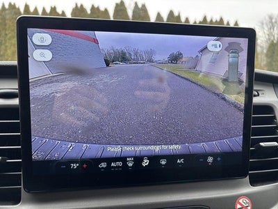 2022 Ford Transit Passenger Wagon T-350 148" Low Roof XLT RWD