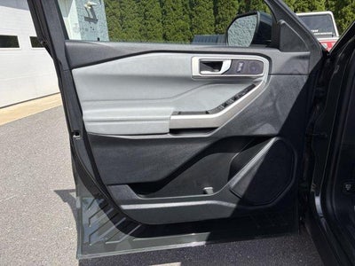2024 Ford Explorer XLT 4WD