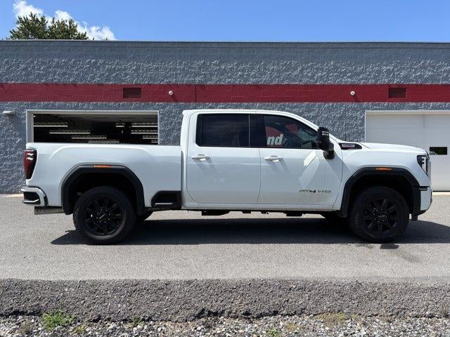 2025 GMC Sierra 2500 HD Crew Cab Standard Box 4-Wheel Drive AT4