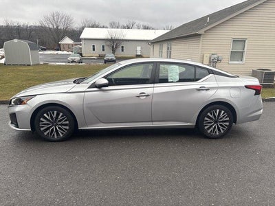 2023 Nissan Altima 2.5 SV Sedan