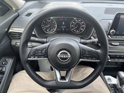 2024 Nissan Altima 2.5 SV Sedan