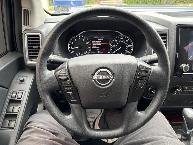 2023 Nissan Frontier Crew Cab 4x4 SV Auto