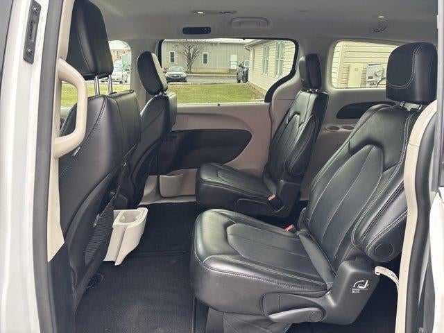 2024 Chrysler Pacifica Touring L FWD