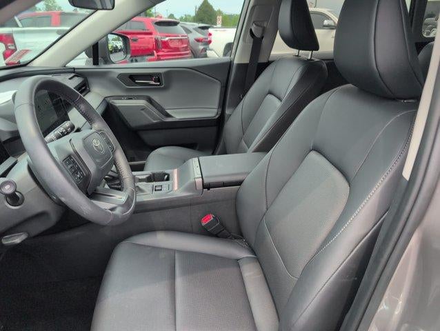 2026 Toyota RAV4 XLE Premium AWD (Natl)