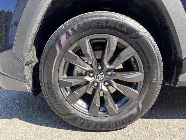 2026 Toyota RAV4 XLE Premium AWD (Natl)