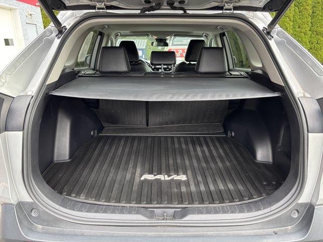 2019 Toyota RAV4 XLE Premium AWD (Natl)