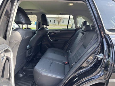 2025 Toyota RAV4 XLE Premium AWD (Natl)