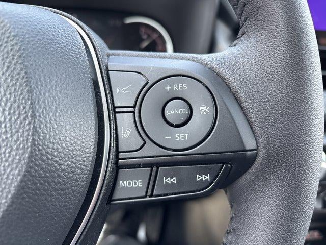 2025 Toyota RAV4 XLE Premium AWD (Natl)