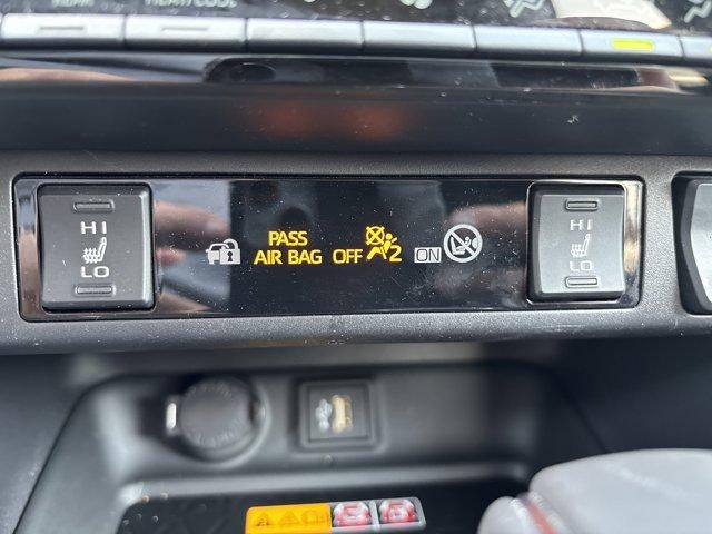 2025 Toyota RAV4 XLE Premium AWD (Natl)