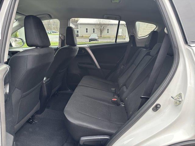 2016 Toyota RAV4 AWD 4dr LE (Natl)