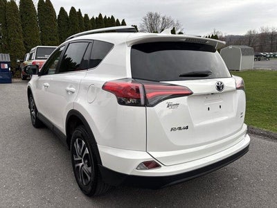 2016 Toyota RAV4 AWD 4dr LE (Natl)