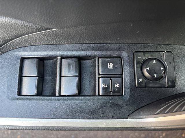 2019 Toyota RAV4 LE AWD (Natl)