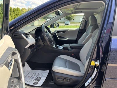 2019 Toyota RAV4 Limited AWD (GS)