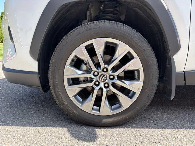 2025 Toyota RAV4 Limited AWD (GS)