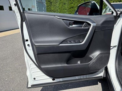 2025 Toyota RAV4 Limited AWD (GS)