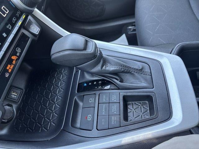 2025 Toyota RAV4 XLE AWD (Natl)