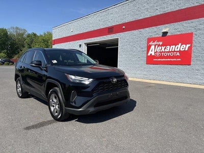 2025 Toyota RAV4 XLE AWD (Natl)