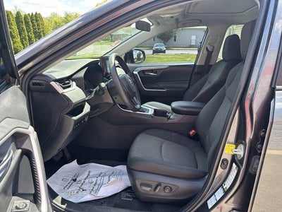 2022 Toyota RAV4 XLE AWD (Natl)