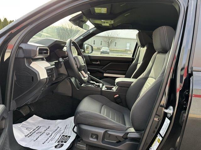 2024 Toyota Tacoma 4WD 4WD SR5 Double Cab 5' Bed AT (GS)