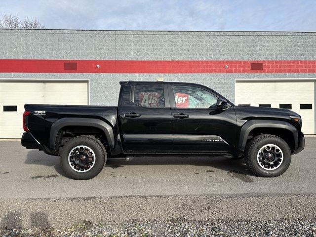 2024 Toyota Tacoma 4WD 4WD SR5 Double Cab 5' Bed AT (GS)